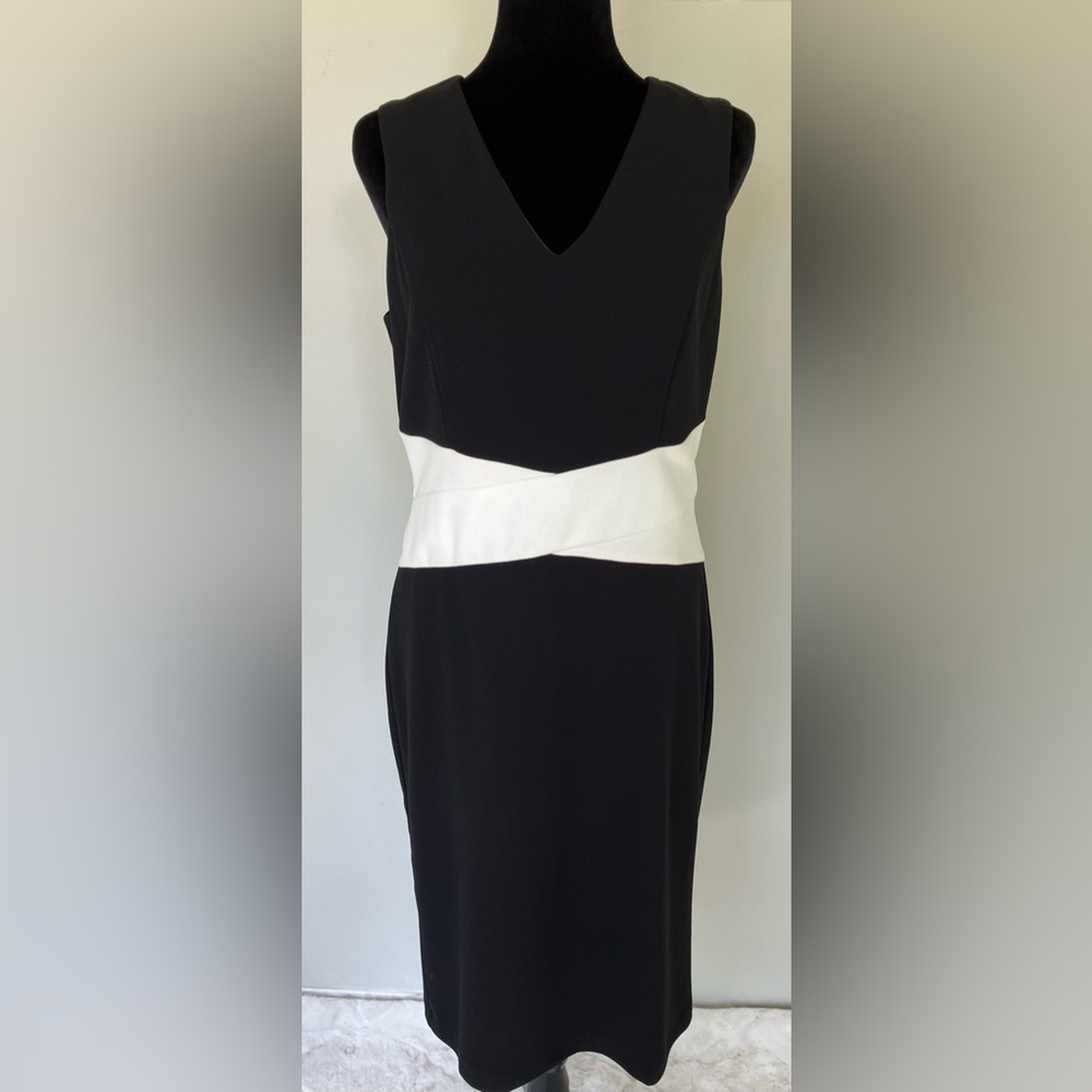 White House Black Market Sleeveless Cross Front Sheath Dress Size 6 NWT